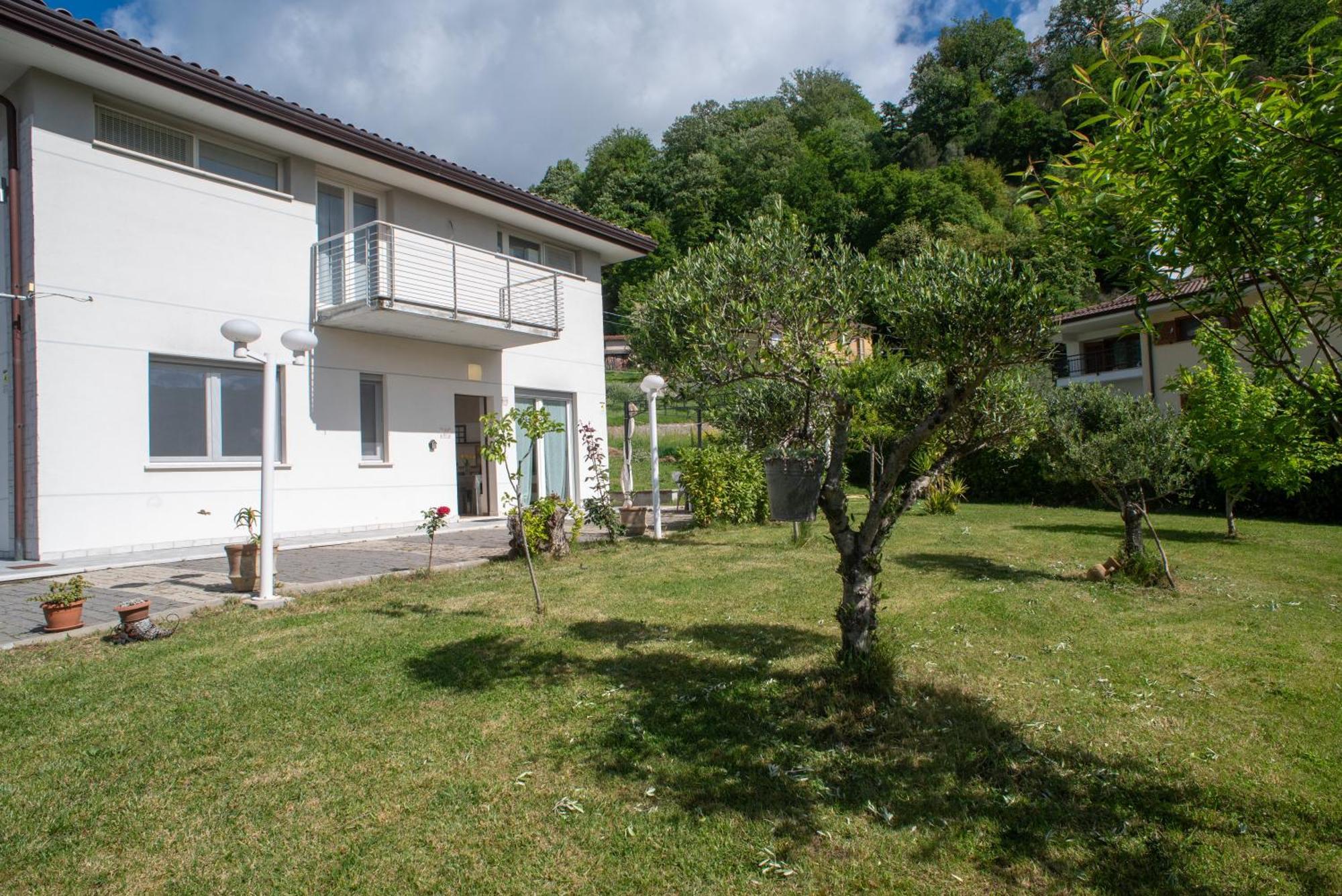 Casa Gioia - Giardino Privato, Vista Panoramica, Comfort E Barbecue Viggianello Rum bild